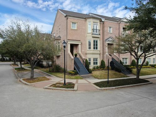 82 History Row, The Woodlands, TX, 77380-2818 | Card Image