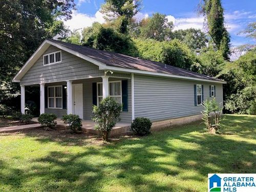 180 15th Ave Sw, Graysville, AL, 35073-1632 | Card Image