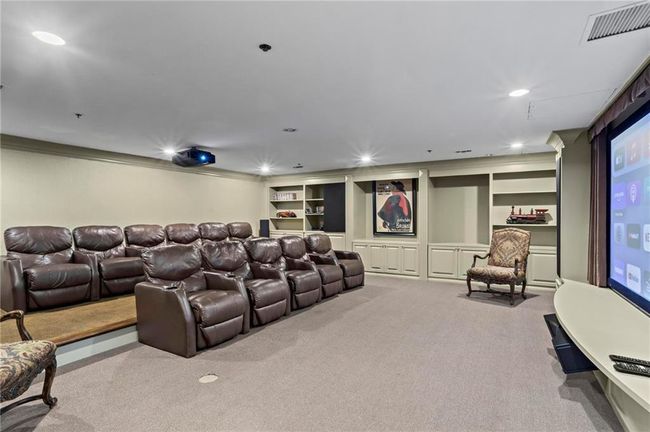 APT-1714 - 3334 Peachtree Rd Ne, Condo with 1 bedrooms, 1 bathrooms and 1 parking in Atlanta GA | Image 23