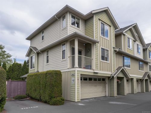 102-2923 Phipps Rd, Langford, BC, V9B0A8 | Card Image