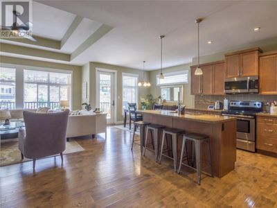 2025 Lawrence Ave, House other with 4 bedrooms, 3 bathrooms and 2 parking in Penticton BC | Image 2