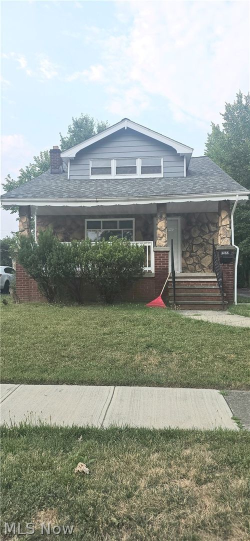 3922 Grosvenor Rd, South Euclid, OH, 44118-2316 | Card Image