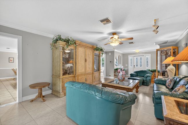 4378 Juniper Ter, House other with 3 bedrooms, 3 bathrooms and null parking in Boynton Beach FL | Image 8