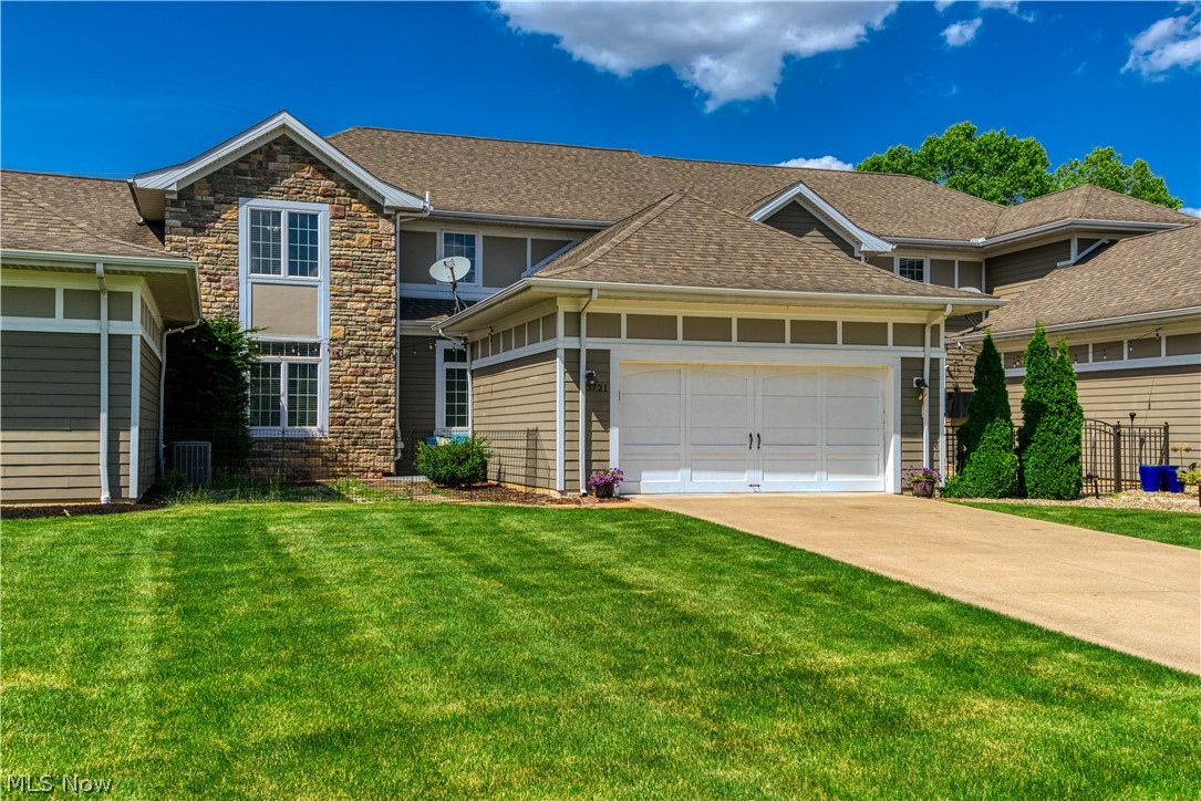 Old Hickory Ave, Canton, OH 44718