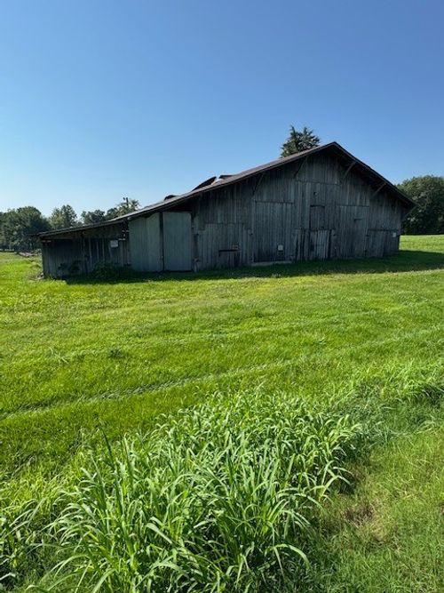19559 Clay County Hwy, Red Boiling Springs, TN, 37150-7244 | Card Image