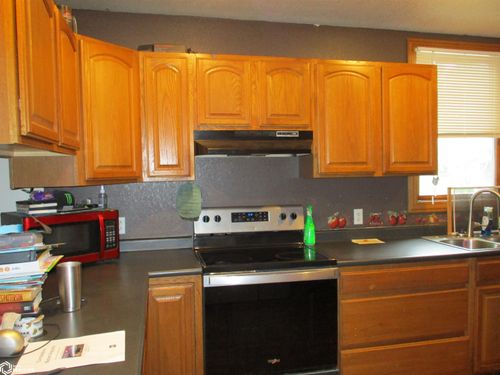 910 S 15th St, Centerville, IA, 52544-2616 | Card Image