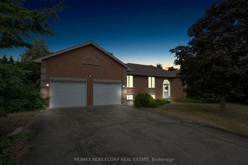 1 Dekker St, Everett, ON, L0M1J0 | Card Image