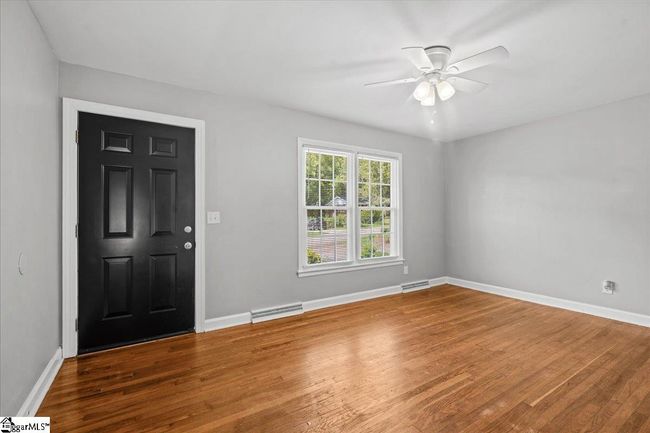 111 Clarendon Dr, House other with 4 bedrooms, 3 bathrooms and null parking in Clemson SC | Image 4