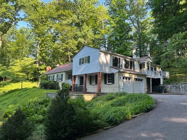 Dudley Rd, Charleston, WV 25314