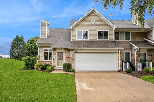 804-811 Burr Oaks Dr, West Des Moines, IA, 50266-6661 | Card Image