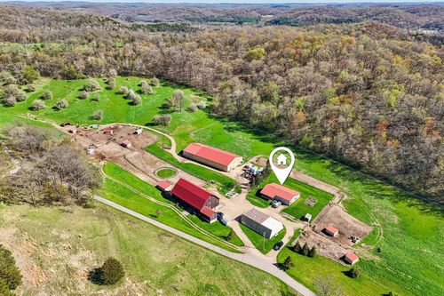 6604 Shower Rd, Mazomanie, WI, 53560-9601 | Card Image