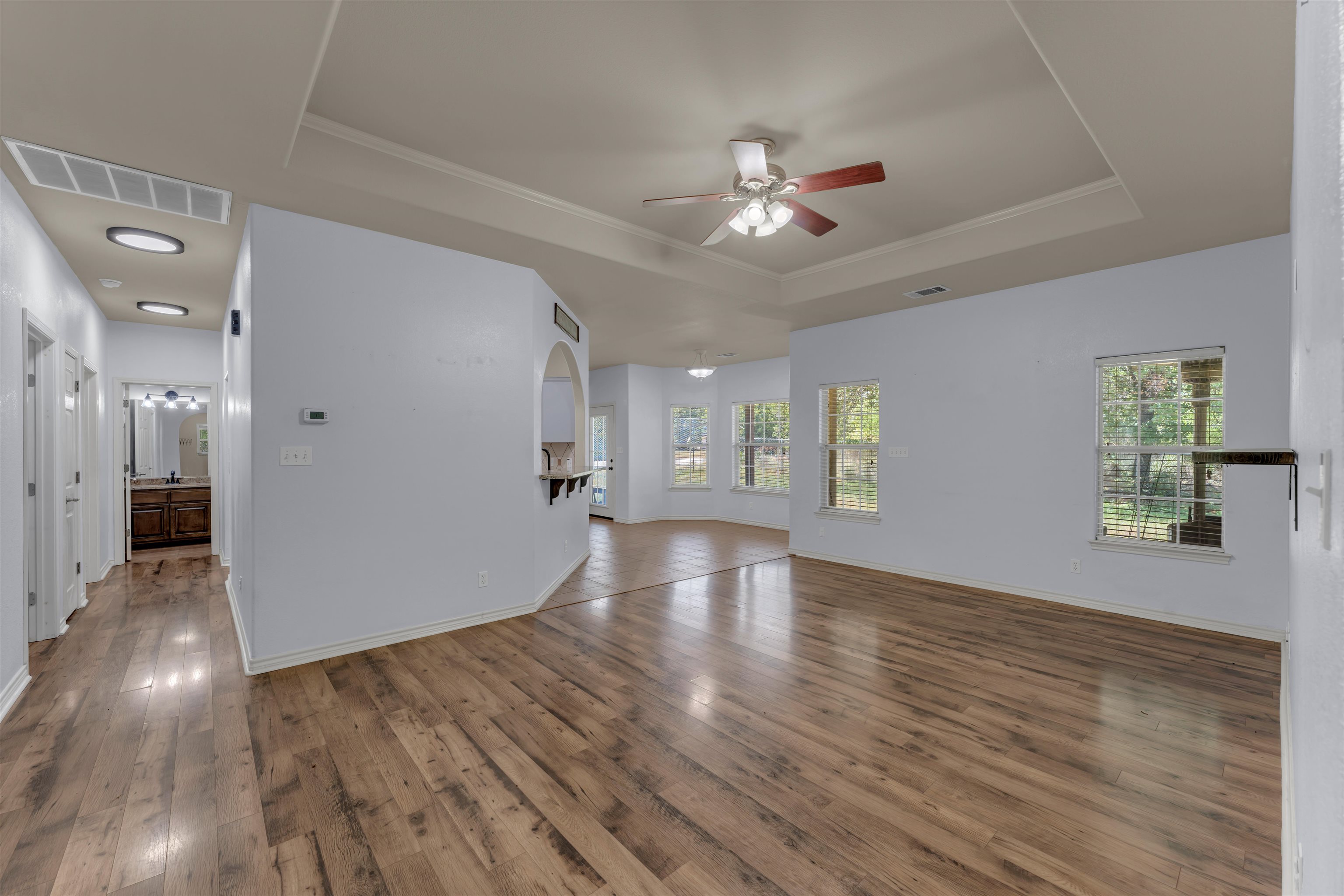 Residential Lease in Kingsland 5