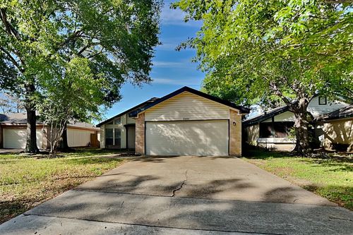 10439 Lazy Meadows Dr, Houston, TX, 77064-4223 | Card Image