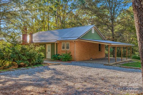 14 Luckenbach Dr, Fairview, NC, 28730-8710 | Card Image