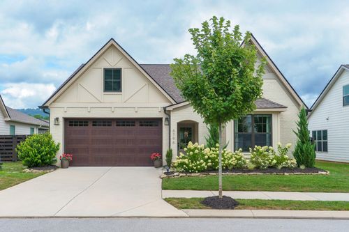 5796 Acadia Dr, Chattanooga, TN, 37415-6988 | Card Image