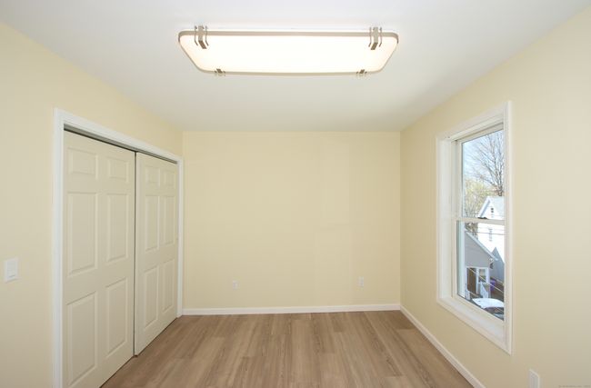 24 Burr Ave, Home with 6 bedrooms, 3 bathrooms and null parking in Middletown CT | Image 11