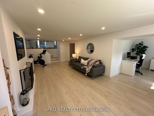 199 Willowridge Rd, House other with 4 bedrooms, 3 bathrooms and 4 parking in Etobicoke ON | Image 12