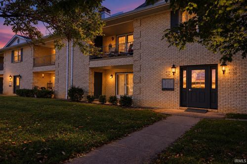 7-6728 Newburgh Road, Evansville, IN, 47715 | Card Image