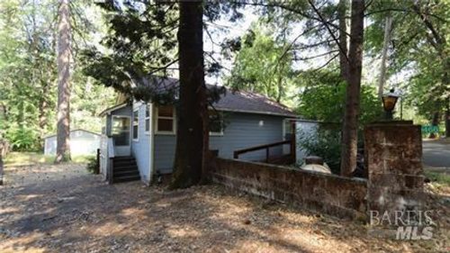 10466 Redwood Rd, Loch Lomond, CA, 95461-7572 | Card Image