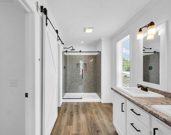 305 Mclean St, Home with 3 bedrooms, 2 bathrooms and 2 parking in Mahomet IL | Image 29