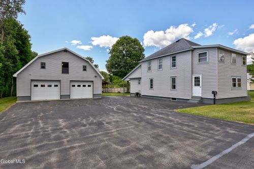 12 White St, Corinth, NY, 12822-1301 | Card Image