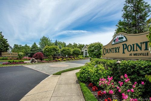 128 Cinnamon Ct, Melville, NY, 11747-4245 | Card Image