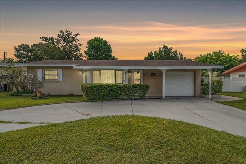 13750 Antigua Dr, SEMINOLE, FL, 33776-1326 | Card Image