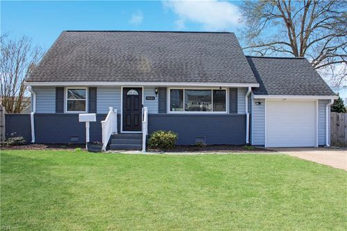 5621 Hatteras Rd, Virginia Beach, VA, 23462-6109 | Card Image