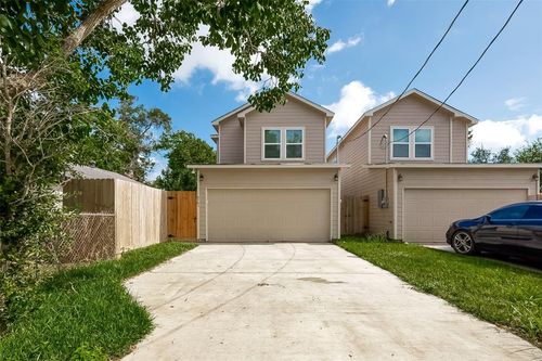 4741 Bricker Street, Houston, TX, 77033 | Card Image