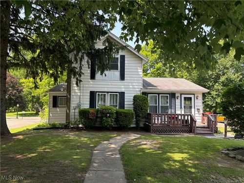 8223 High St, Garrettsville, OH, 44231-1207 | Card Image