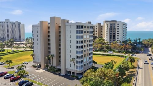 a803-11118 Gulf Shore Dr, NAPLES, FL, 34108-1747 | Card Image