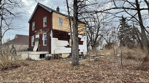 7034 Palmetto St, Detroit, MI, 48234-4105 | Card Image