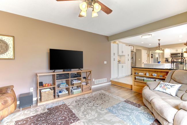 15-web-or-mls-_NEW9365_6_7 1.jpg | Image 15