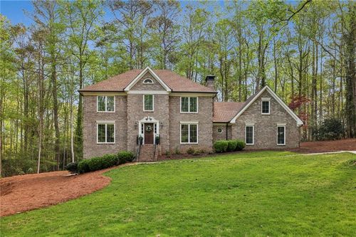 8025 River Cir, Sandy Springs, GA, 30350-4728 | Card Image