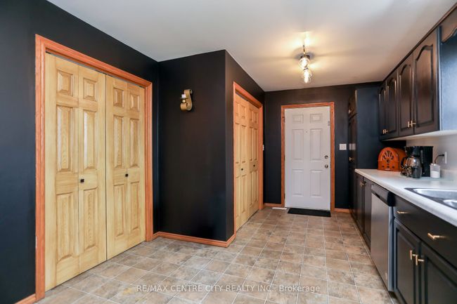 212 Queen St, House other with 4 bedrooms, 3 bathrooms and 6 parking in West Elgin ON | Image 20