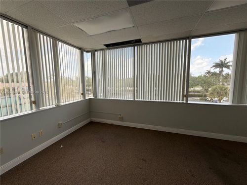 230-4400 W Sample Rd, Coconut Creek, FL, 33073-3473 | Card Image