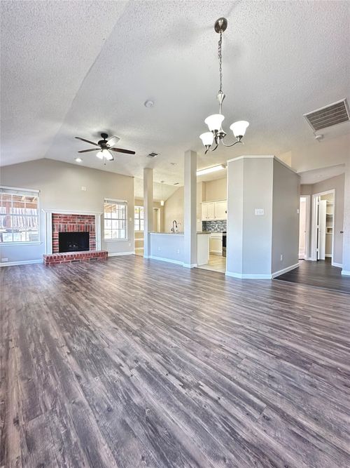 1248 Regal Dr, Garland, TX, 75040-7518 | Card Image