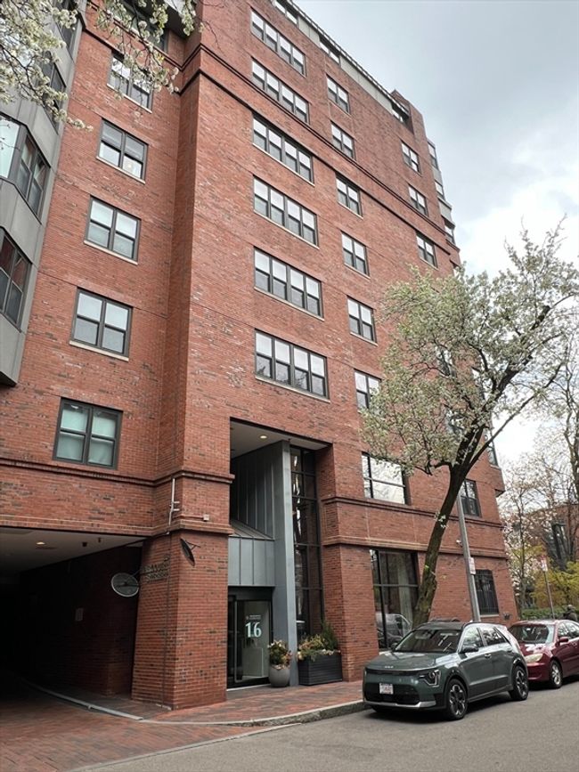 APT-4H - 16 Harcourt St, Condo with 1 bedrooms, 1 bathrooms and 1 parking in Boston MA | Image 19