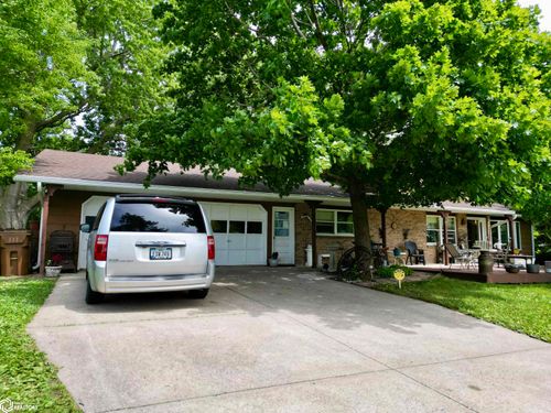 2328 N Grant Rd, Carroll, IA, 51401-3424 | Card Image