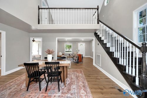 514 Stevens Ave Ne, Huntsville, AL, 35801-3561 | Card Image