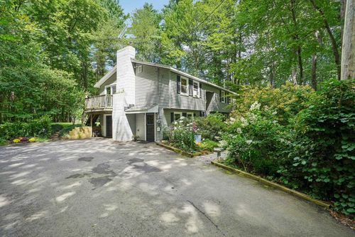 29 Academy Ave, Atkinson, NH, 03811-2206 | Card Image