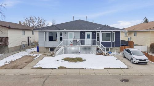 13 Green Meadow Crescent, Strathmore, AB, T1P1H4 | Card Image