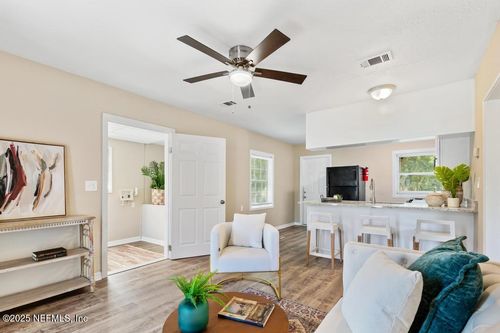 9814 Buncome Rd, Jacksonville, FL, 32246-4714 | Card Image
