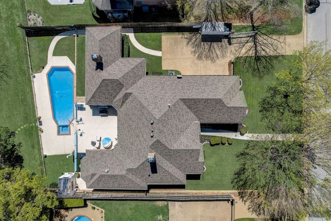 Property situated on .347 acres with backyard access to the private pond and walking path | Image 28