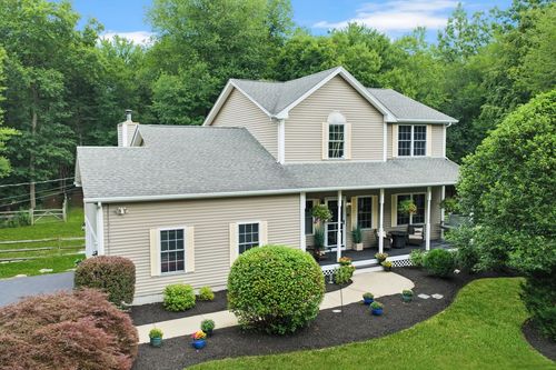 5 Christopher Road, Westerly, RI, 02891 | Card Image