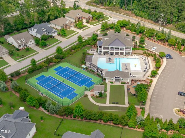 Resort-like Amenities | Image 47