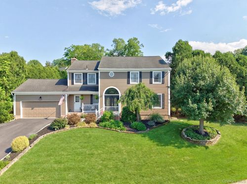 17 Kenilworth Ln, Warwick, NY, 10990-3635 | Card Image
