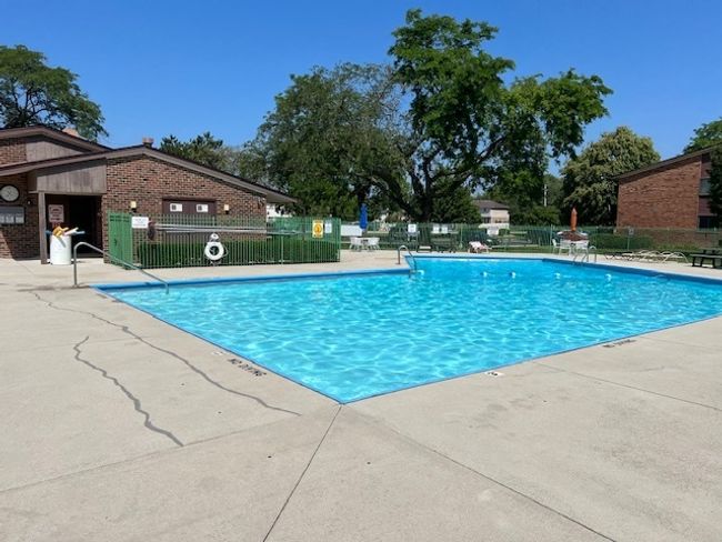 1608 - 18063 Live Oak Ct, Condo with 2 bedrooms, 2 bathrooms and 2 parking in Tinley Park IL | Image 31