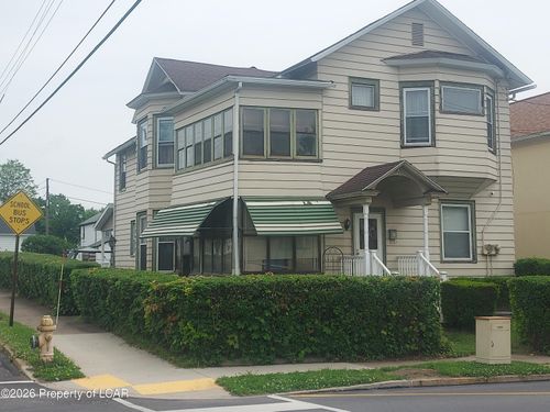 417 Bennett St, Luzerne, PA, 18709-1520 | Card Image