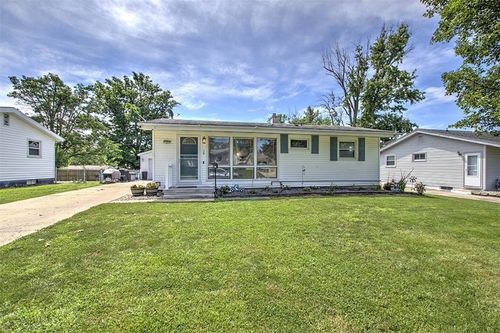 19 Peggy Ann Dr, Decatur, IL, 62521-5416 | Card Image